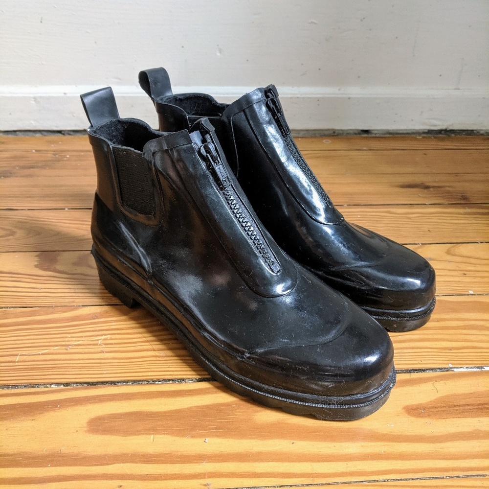 Totes Zip Front Ankle Rubber Rain Boots Black